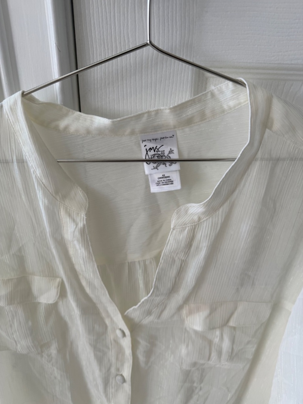 Elegant women’s blouse - Picture 3 of 5